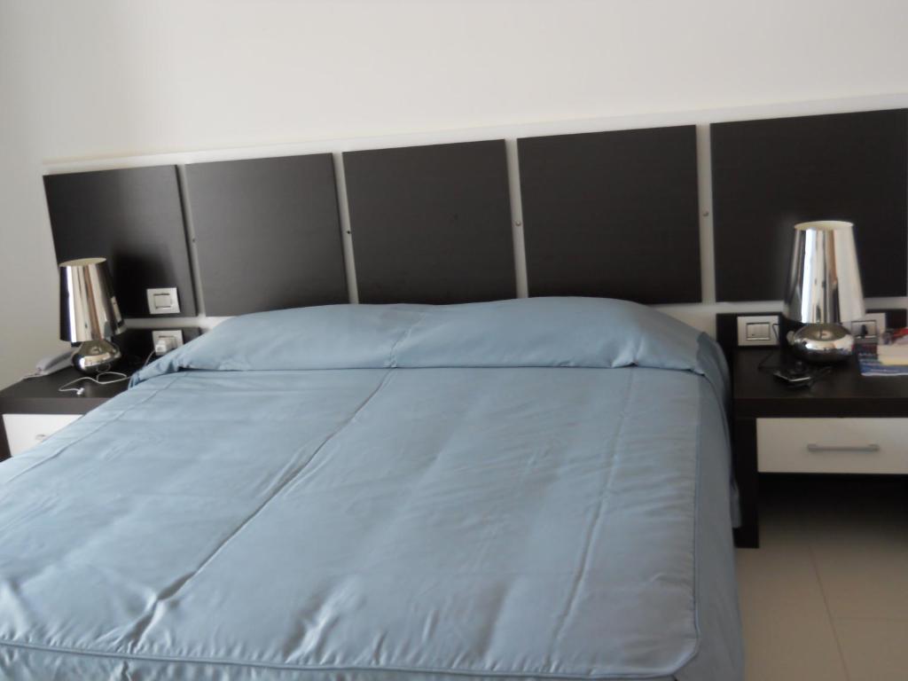 Buddi Hotel Платамона Екстериор снимка
