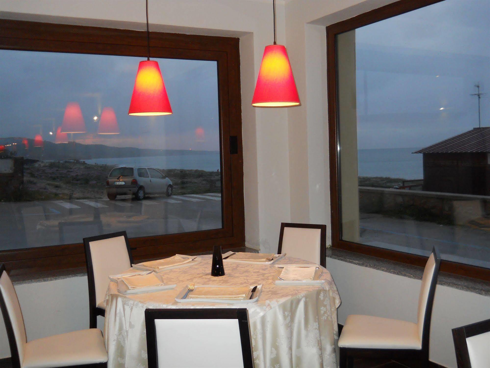Buddi Hotel Платамона Екстериор снимка